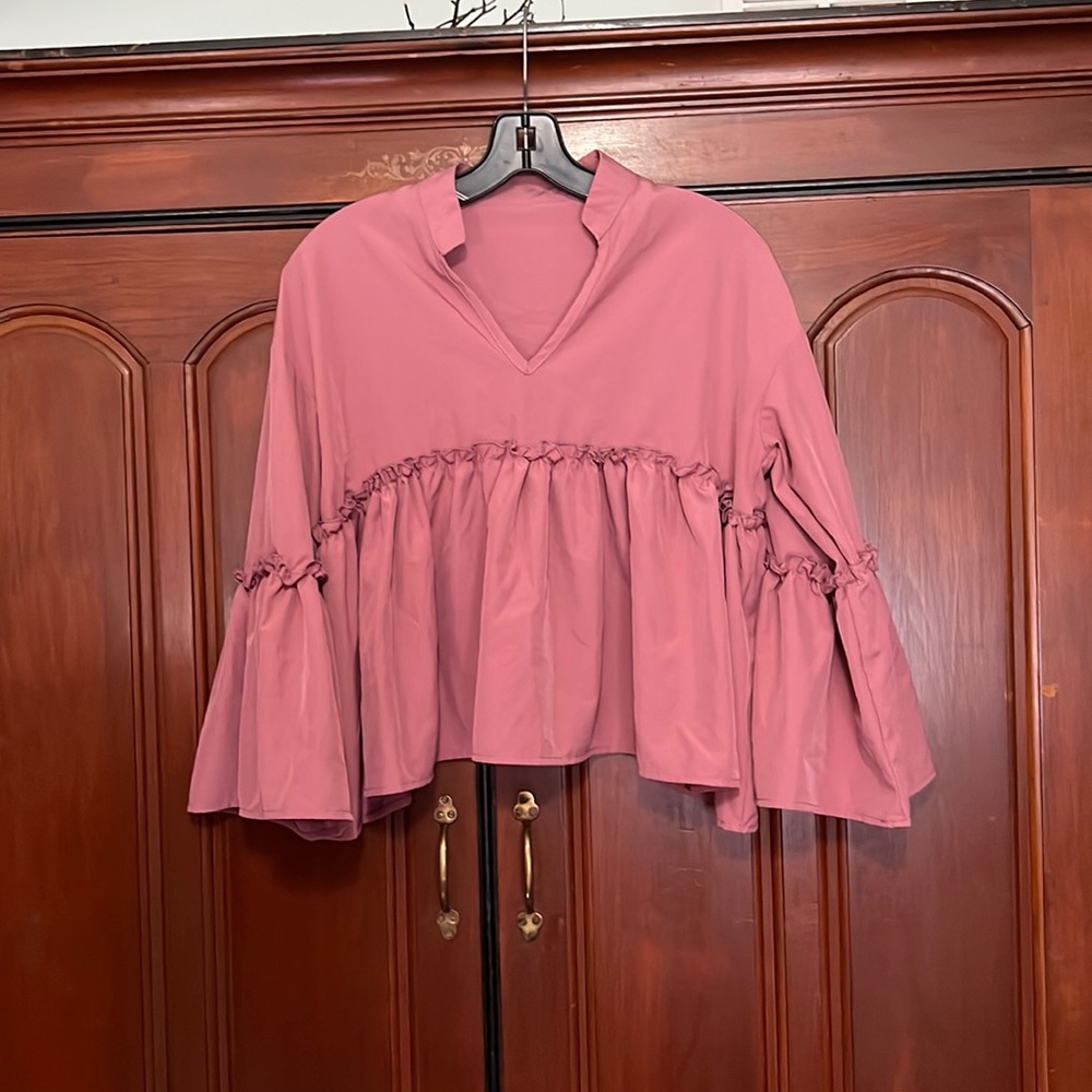 Shein Cute Pink Notch Neck Crop Top Ruffle Waist Bell Sleeve Size Medium
